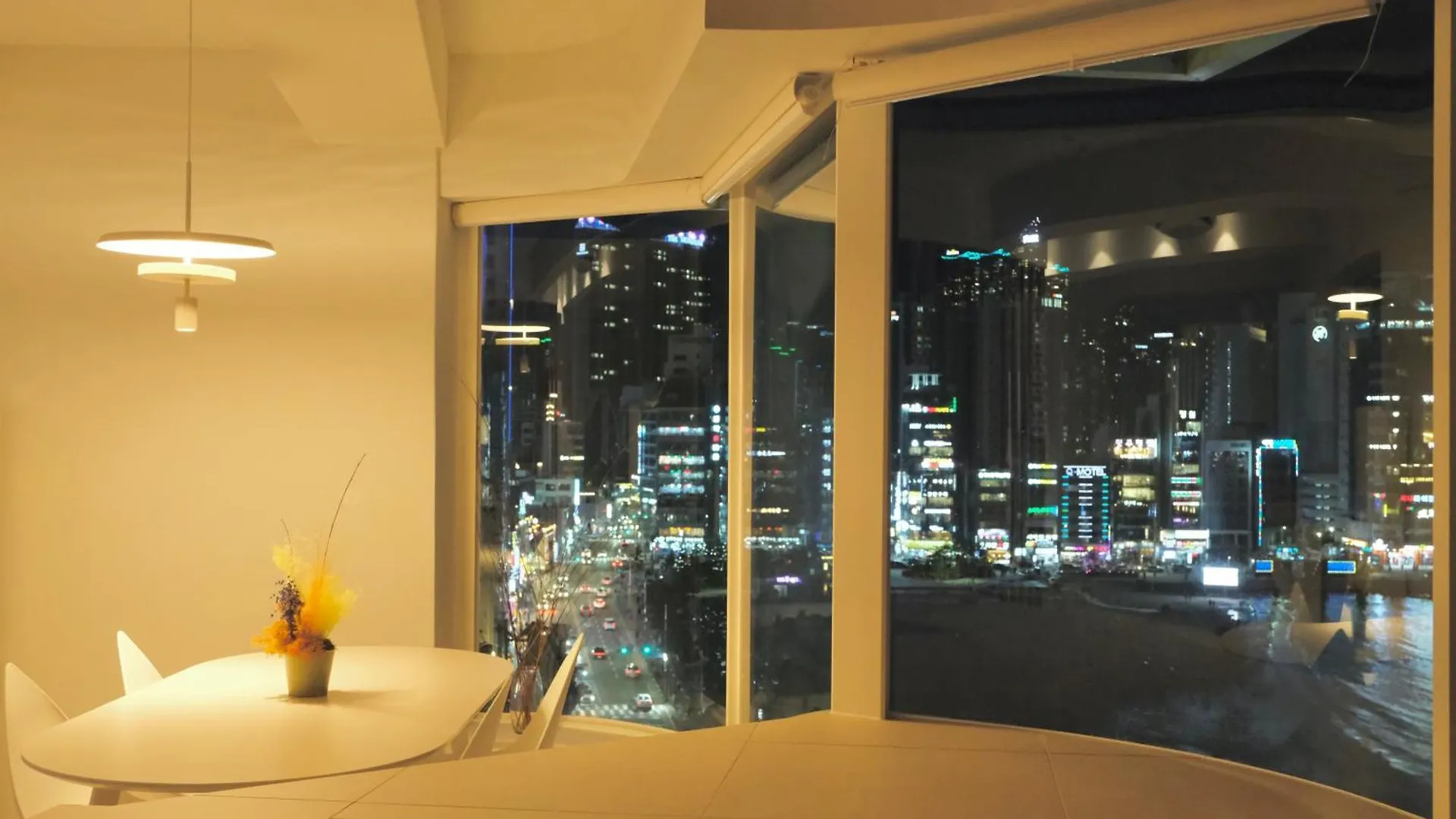Haihue Busan 0*,